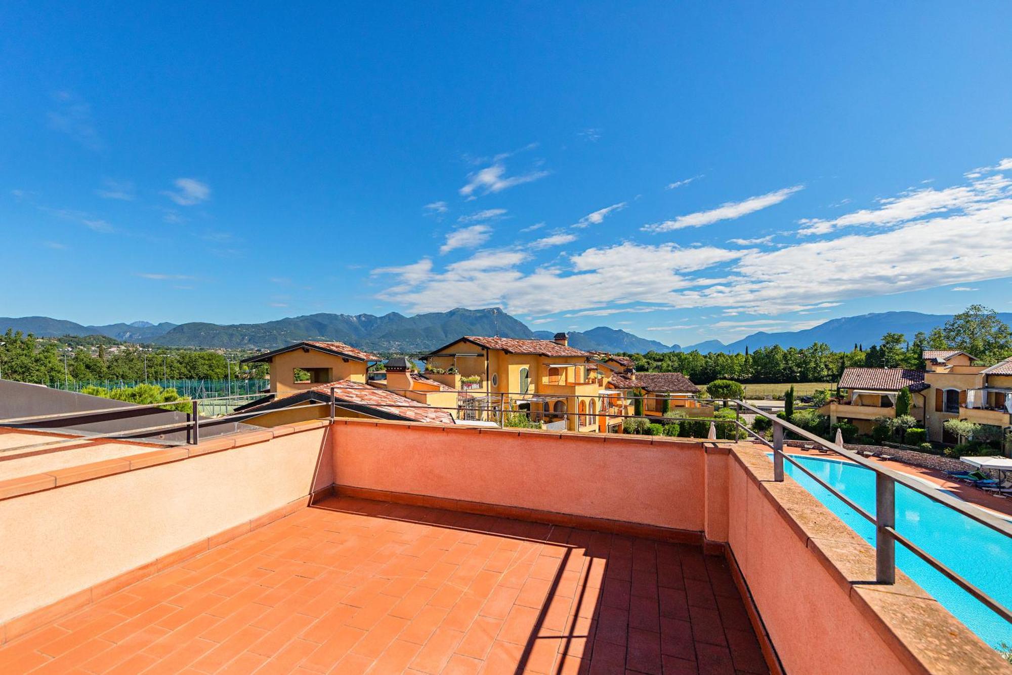 Borgo Del Torchio Apartments By Wonderful Italy Manerba del Garda Exteriör bild